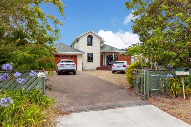 Photo of property in 54 Riverview Road, Cooks Beach, Whitianga, 3591