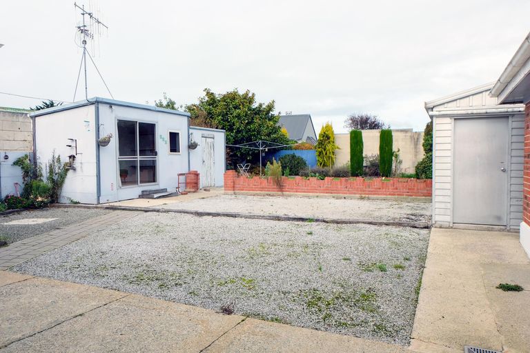Photo of property in 27 Sandringham Street, Oamaru North, Oamaru, 9400