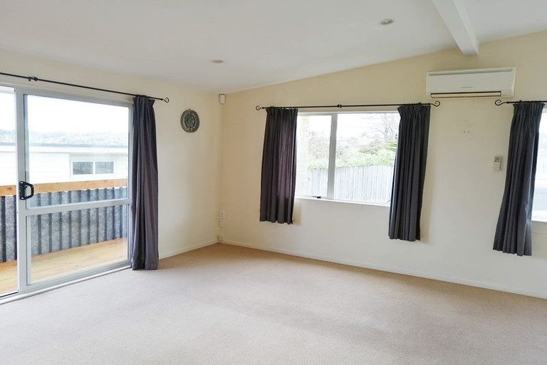 Photo of property in 171a Royal Road, Massey, Auckland, 0614