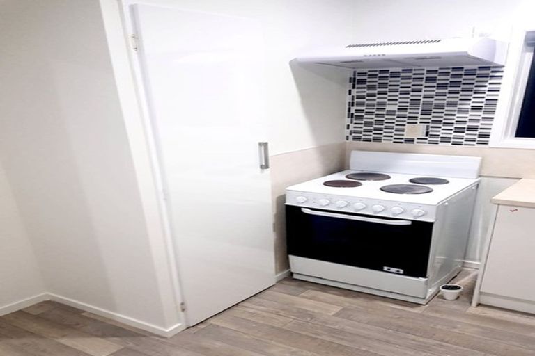 Photo of property in 1/102 Settlement Road, Papakura, 2110