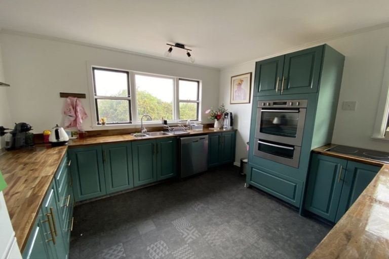 Photo of property in 11 Glentworth Street, Eltham, 4322