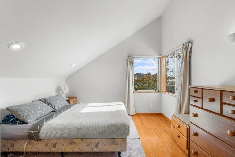 Photo of property in 2/173 Idris Road, Strowan, Christchurch, 8052