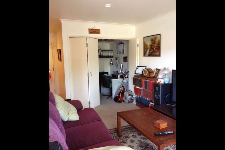 Photo of property in 4c/30 Westward Ho, Glen Eden, Auckland, 0602