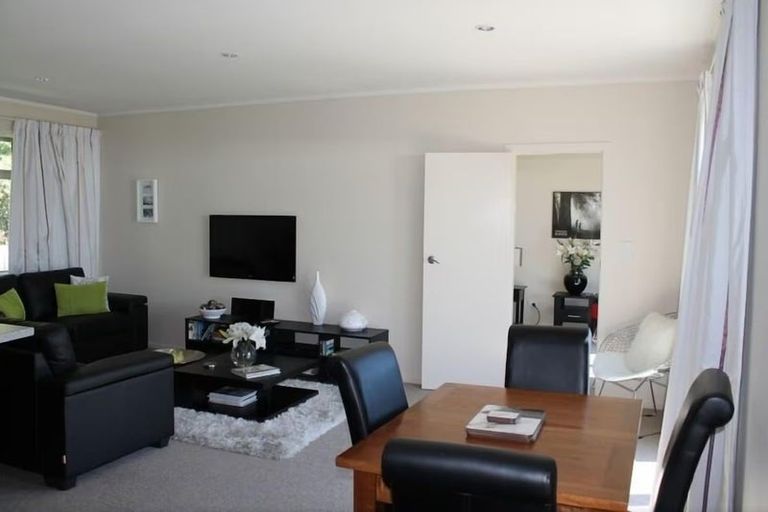 Photo of property in 18a Malcolm Street, Martinborough, 5711