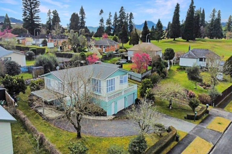 Photo of property in 5 Corlett Street, Taumarunui, 3920