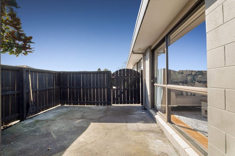 Photo of property in 4/281 Main South Road, Hornby, Christchurch, 8042