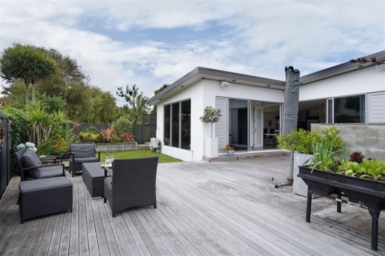 Photo of property in 66 Celia Street, Redcliffs, Christchurch, 8081
