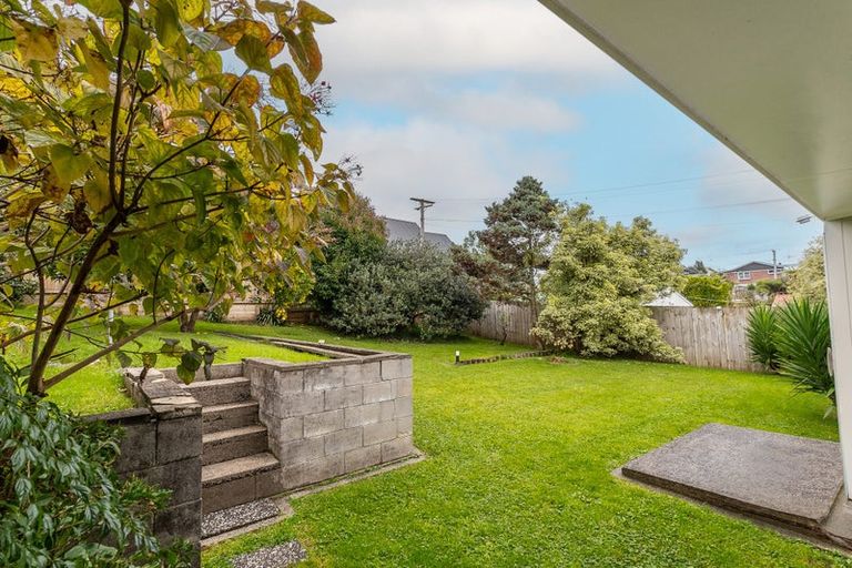 Photo of property in 33b Livingstone Avenue, Nawton, Hamilton, 3200