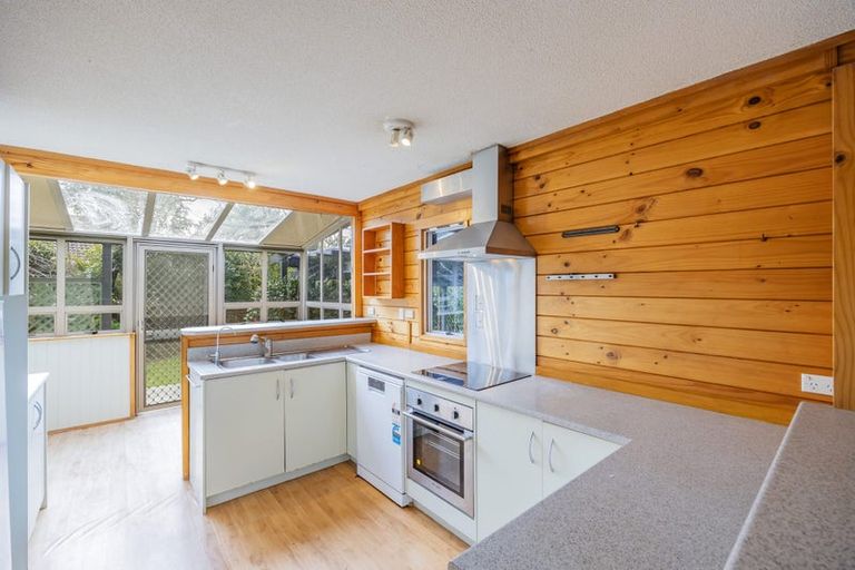 Photo of property in 93 Wiseley Road, West Harbour, Auckland, 0618