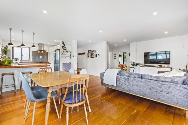 Photo of property in 32c Old Road South, Okato, 4335