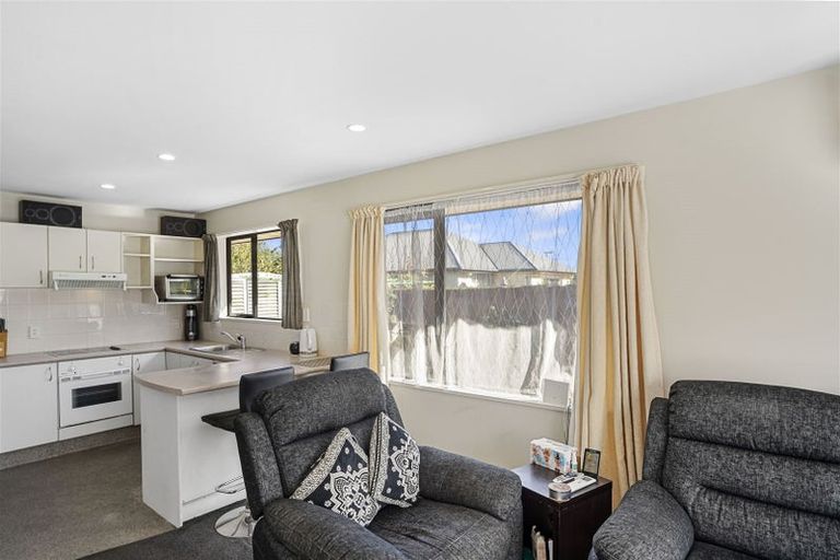 Photo of property in 48 Marriotts Road, North New Brighton, Christchurch, 8083