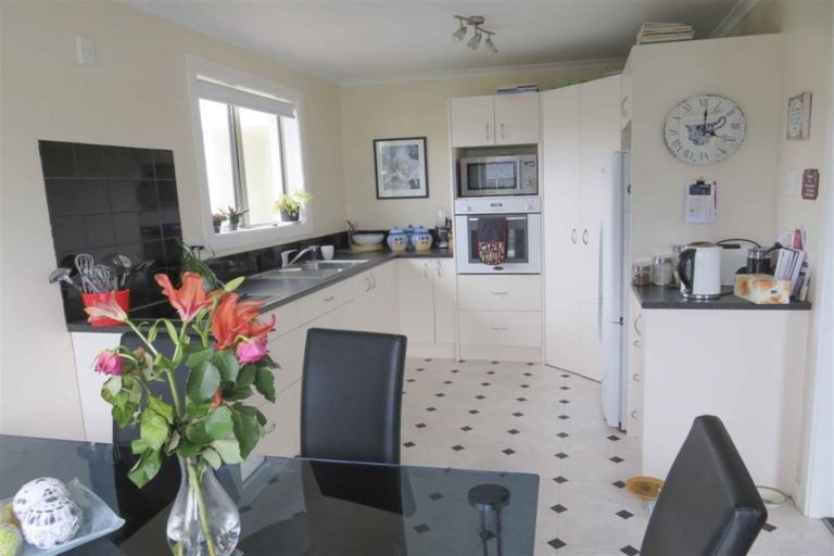 Photo of property in 51 Philip Street, Gladstone, Invercargill, 9810