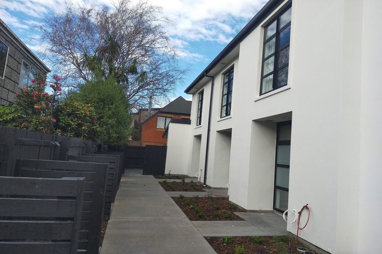 Photo of property in 16 Fairfield Avenue, Addington, Christchurch, 8024