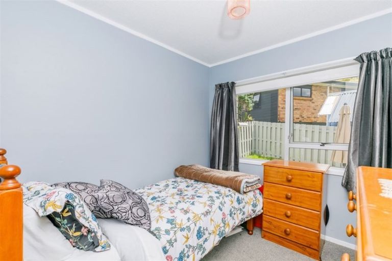 Photo of property in 1/13 Redwing Street, Browns Bay, Auckland, 0630