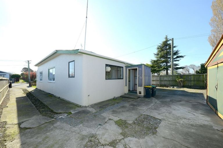 Photo of property in 112 Randolph Street, Woolston, Christchurch, 8062