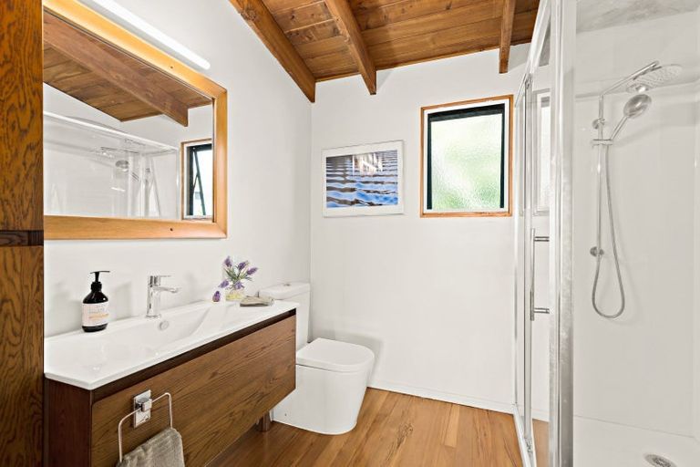 Photo of property in 5 Kanuka Road, Sandspit, Warkworth, 0982