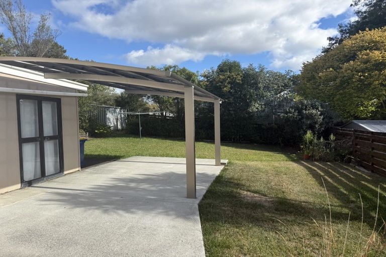 Photo of property in 4 Seakens Way, Glen Eden, Auckland, 0602