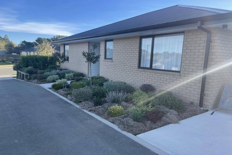 Photo of property in 16a Clydesdale Drive, Holmes Hill, Oamaru, 9401