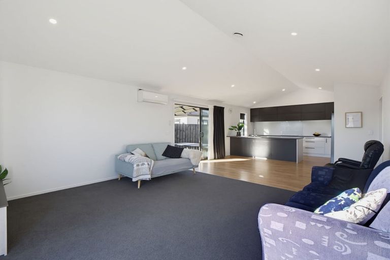 Photo of property in 50 Blakes Road, Belfast, Christchurch, 8051