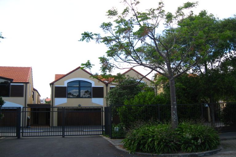 Photo of property in 101 Waterside Crescent, Gulf Harbour, Whangaparaoa, 0930