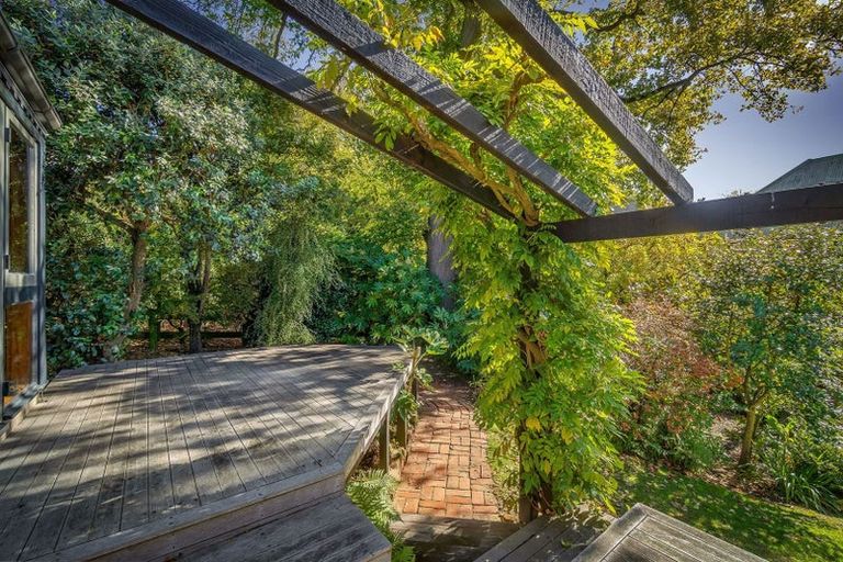 Photo of property in 117b Waimairi Road, Ilam, Christchurch, 8041