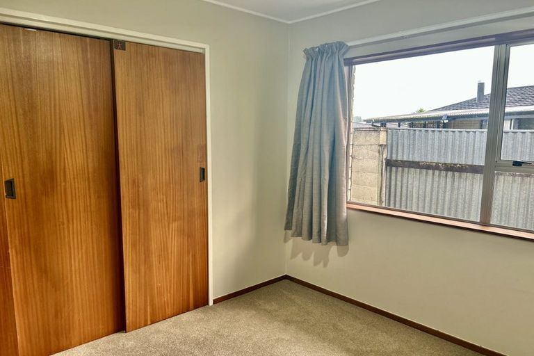 Photo of property in 15 Spriggs Crescent, Greenmeadows, Napier, 4112