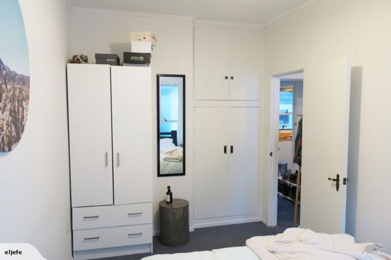 Photo of property in 2/72 Freyberg Street, Lyall Bay, Wellington, 6022