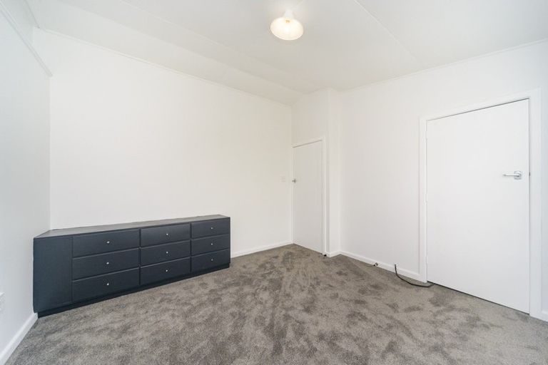 Photo of property in 52 Lancaster Street, Takaro, Palmerston North, 4412