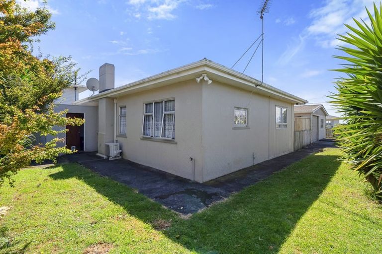 Photo of property in 51a Richmond Street, Waitara, 4320