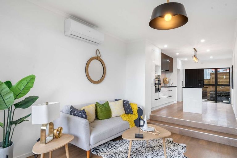 Photo of property in 3/32 Brandon Road, Glen Eden, Auckland, 0602