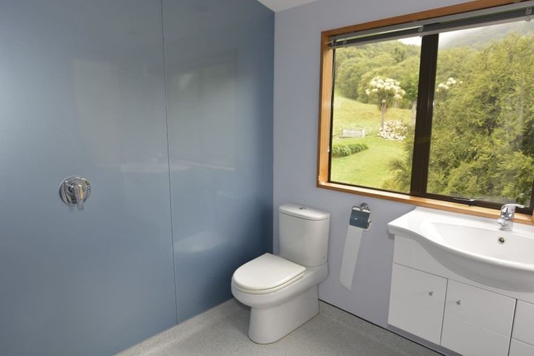 Photo of property in 459 Okuti Valley Road, Peraki, Little River, 7591