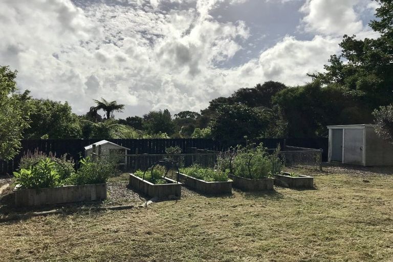 Photo of property in 23 Balloch Street, Fairfield, Hamilton, 3214