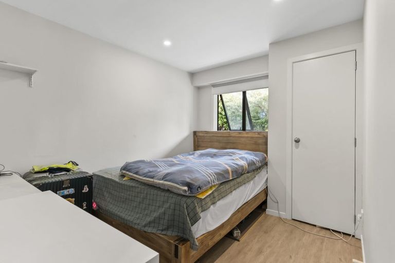 Photo of property in 7 Kingussie Place, Highland Park, Auckland, 2010