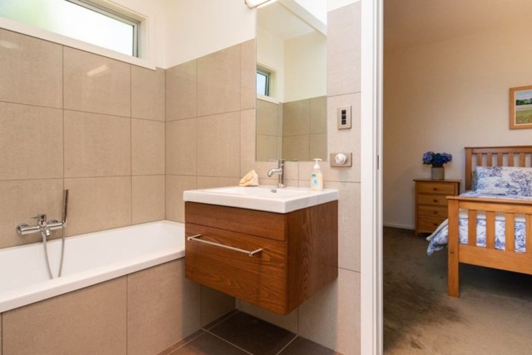 Photo of property in 156 Kaimata Road, Bay View, Napier, 4182