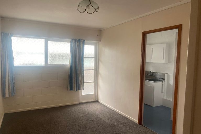 Photo of property in 9 Esplanade Road, Mount Eden, Auckland, 1024