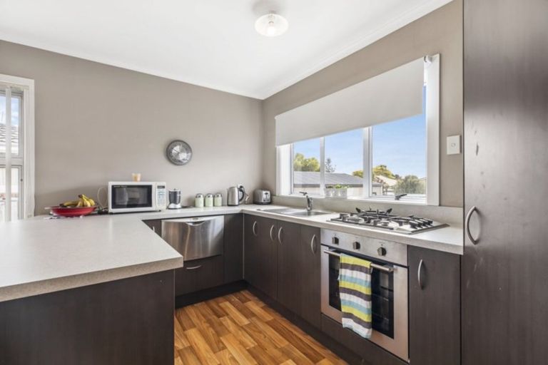 Photo of property in 74 Wellington Street, Pukekohe, 2120