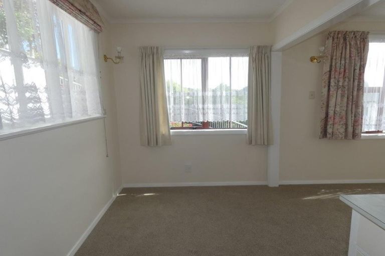 Photo of property in 72 Duthie Street, Karori, Wellington, 6012