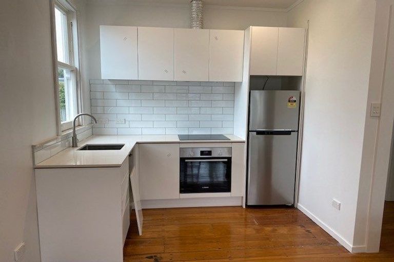 Photo of property in 34 Malcolm Street, Martinborough, 5711