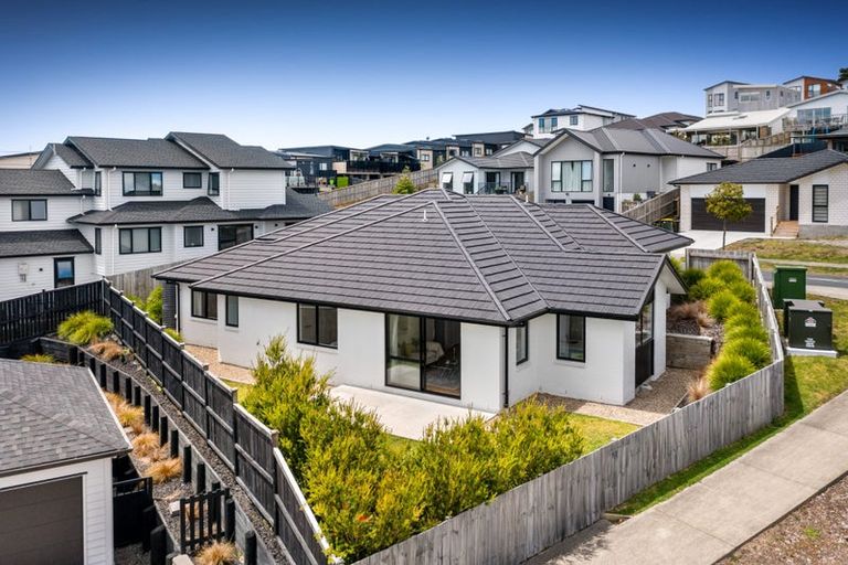 Photo of property in 46 Pacific Heights Road, Orewa, 0931