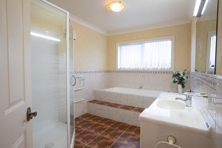 Photo of property in 5 Holmwood Park Drive, Morrinsville, 3300