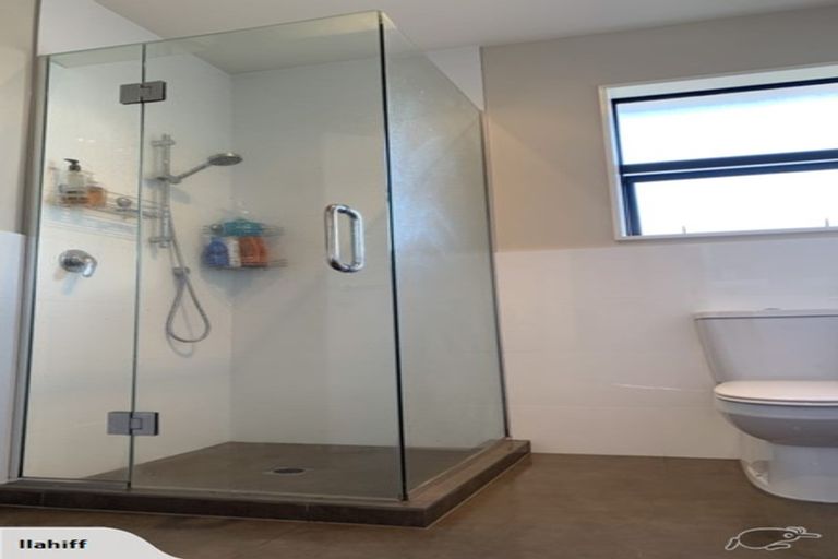 Photo of property in 17c Burdale Street, Riccarton, Christchurch, 8011