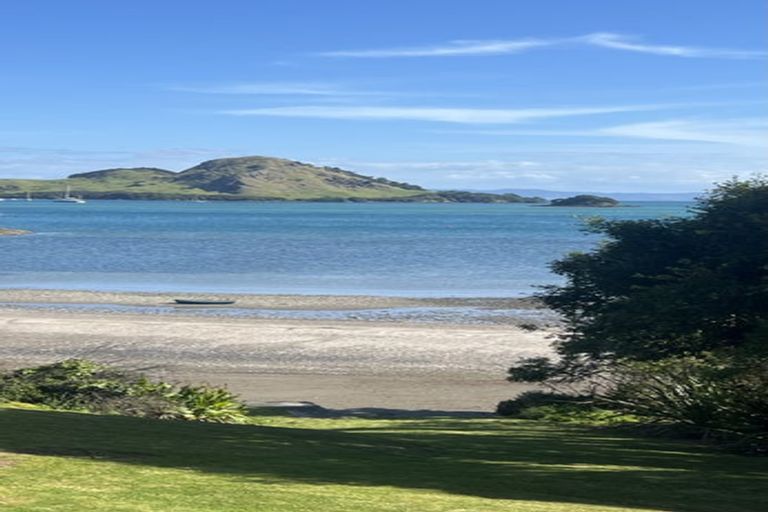 Photo of property in 2418 Whangarei Heads Road, Whangarei Heads, 0174