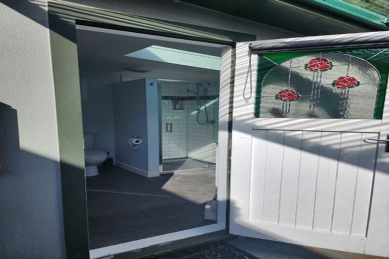 Photo of property in 30 Crest Road, Akatarawa, Upper Hutt, 5372