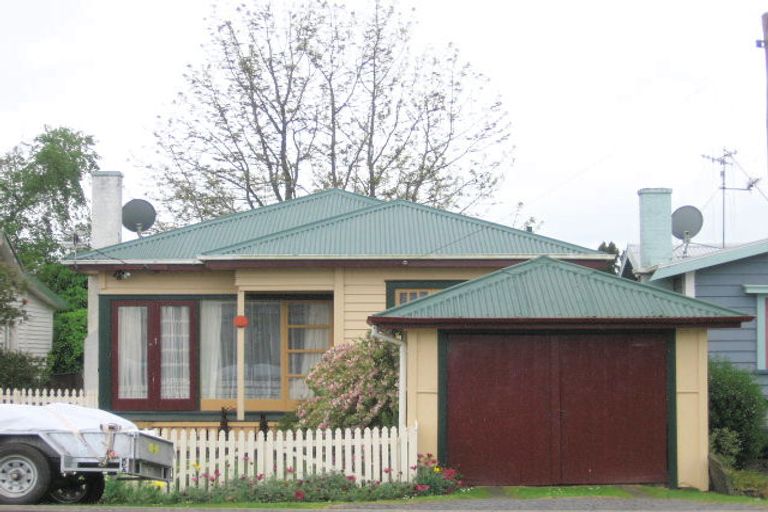 Photo of property in 6 Corbett Street, Paeroa, 3600