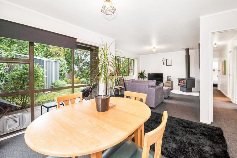 Photo of property in 31e Tumene Drive, Owhata, Rotorua, 3010