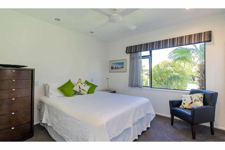 Photo of property in 10 Cochrane Drive, Kerikeri, 0230