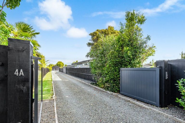 Photo of property in 4a Riverside Drive, Point Wells, 0986