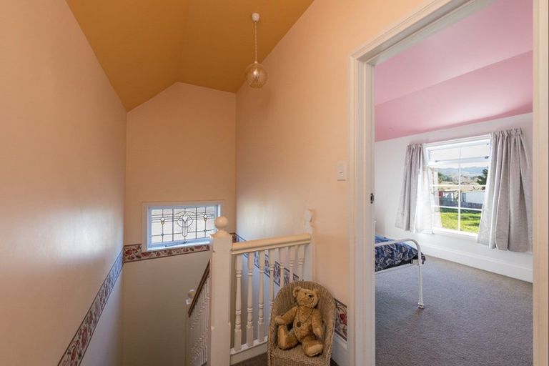 Photo of property in 2 Higgins Road, Brightwater, Wakefield, 7095