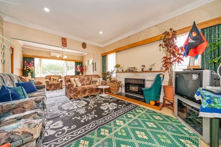 Photo of property in 25 Owen Street, Belmont, Lower Hutt, 5010