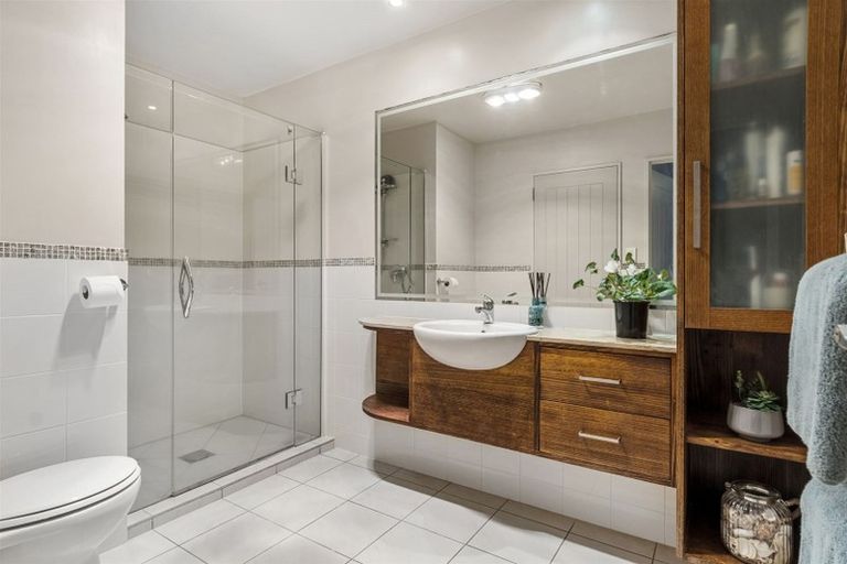 Photo of property in 5/29 Third Avenue, Tauranga, 3110